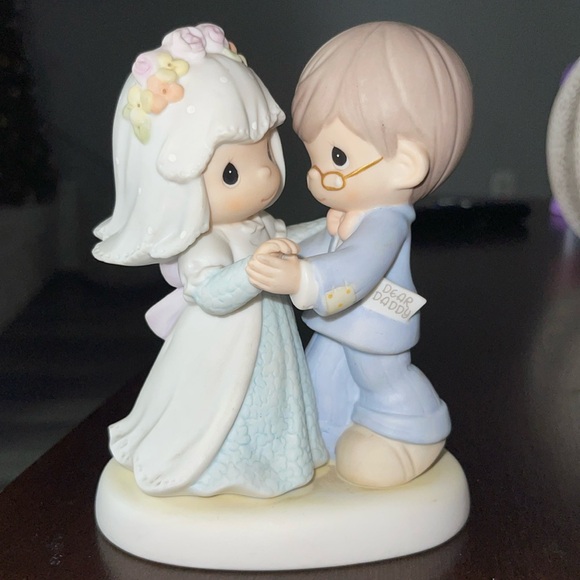 Precious moment - Picture 1 of 2
